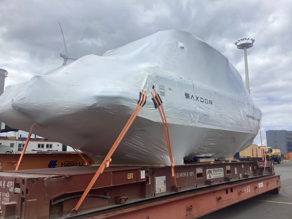 Colombo–Malé Yacht & Cargo Transshipment